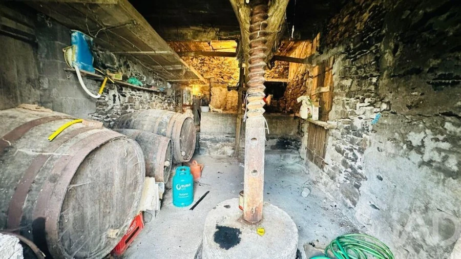 Moradia T7 para Venda em Arco de São Jorge Foto 17