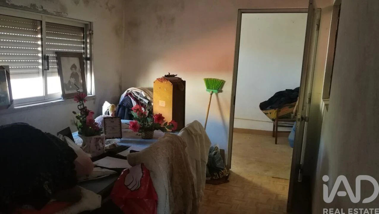 Moradia T3 para Venda em Aguda Foto 21