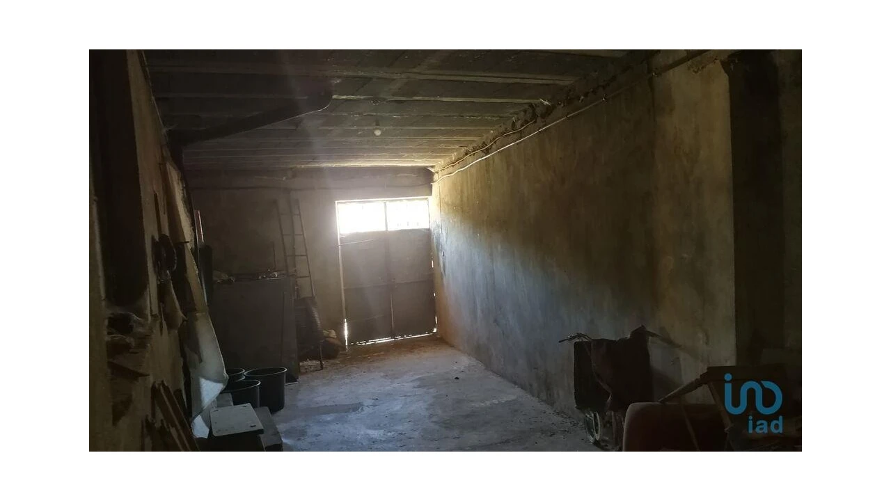 Moradia T3 para Venda em Aguda Foto 12