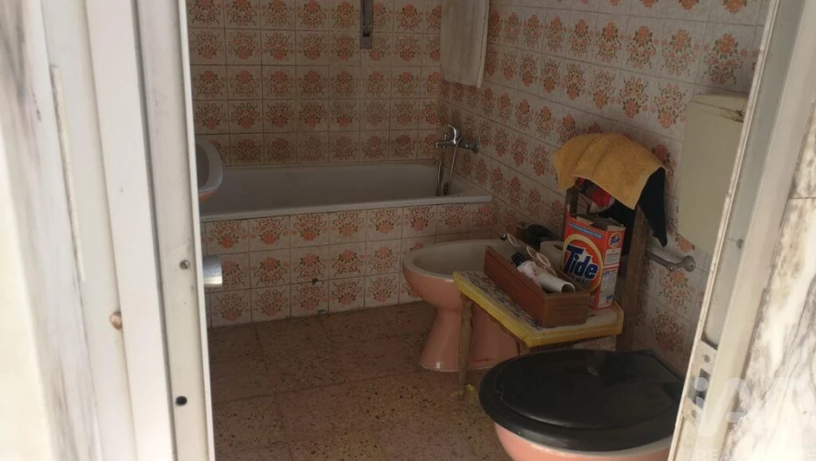 Moradia T3 para Venda em Aguda Foto 27