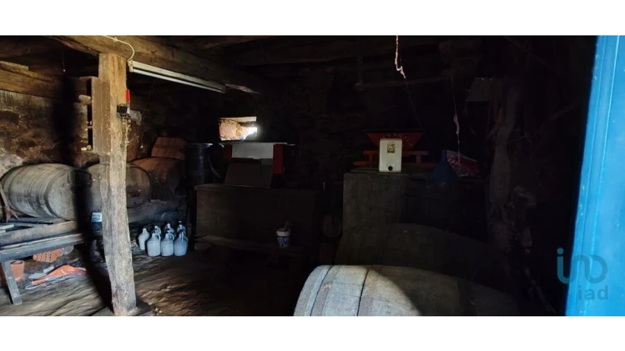 Moradia T3 para Venda em Aguda Foto 7