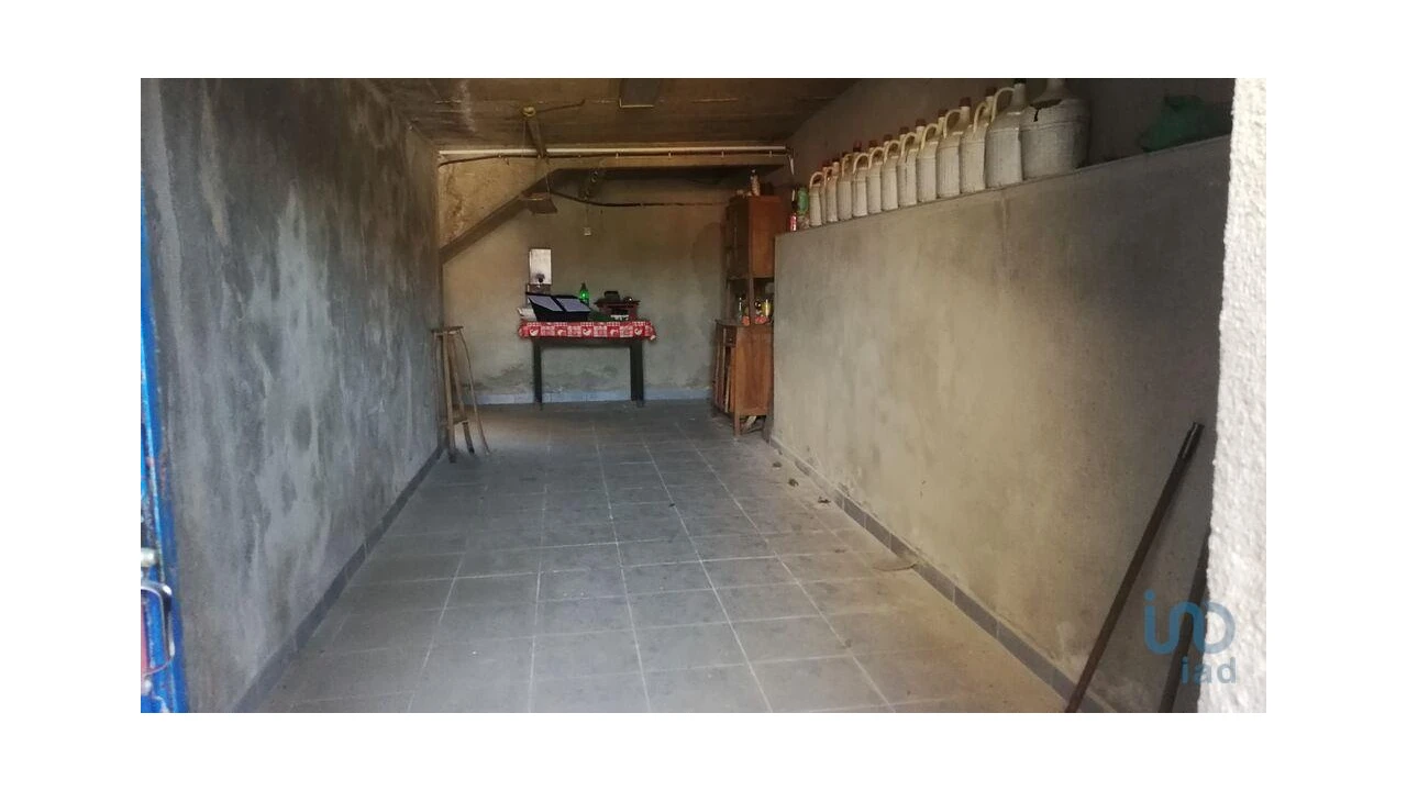 Moradia T3 para Venda em Aguda Foto 13