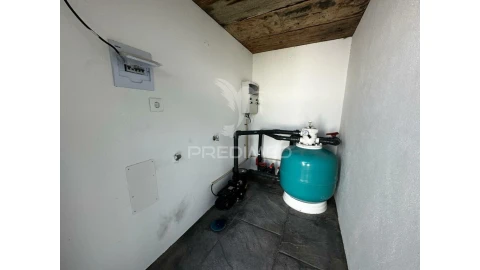 Moradia T4 para Venda em Assunção, Ajuda, Salvador e Santo Ildefonso
