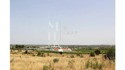 Terreno para Venda em Reguengos de Monsaraz