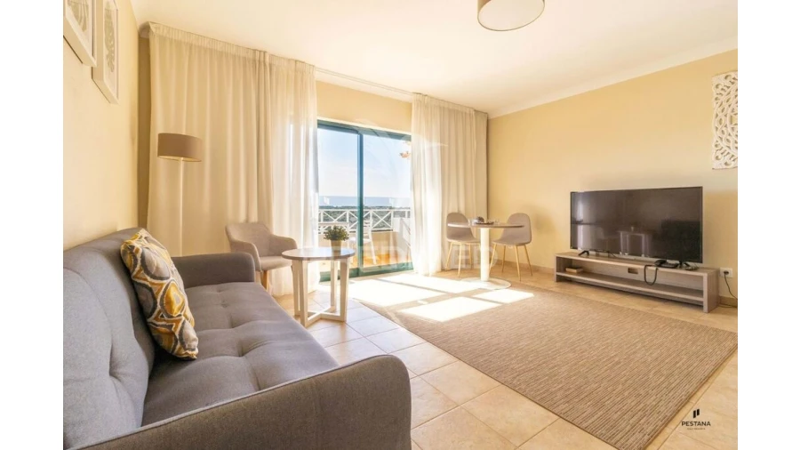 Apartamento para Venda em Estômbar e Parchal Foto 1