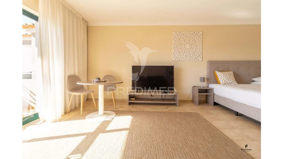 Apartamento para Venda em Estômbar e Parchal Foto 4