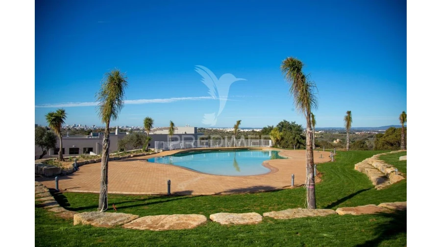 Apartamento para Venda em Estômbar e Parchal Foto 18