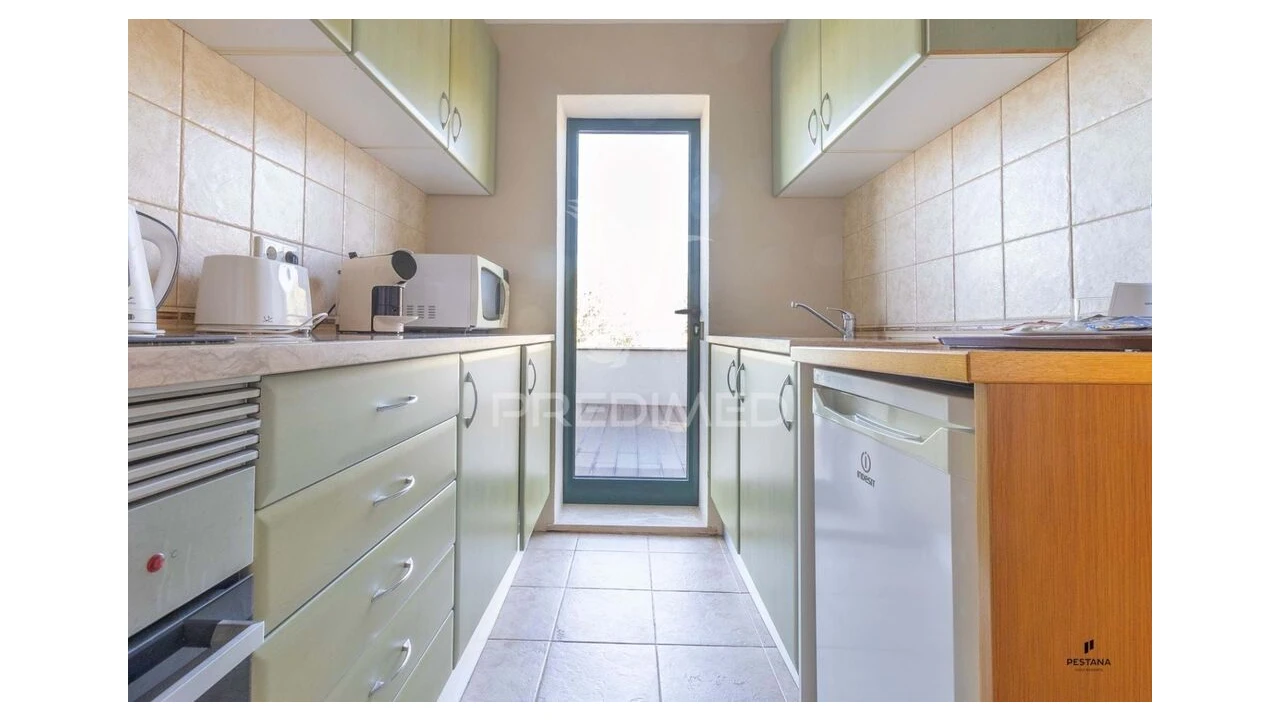 Apartamento para Venda em Estômbar e Parchal Foto 15