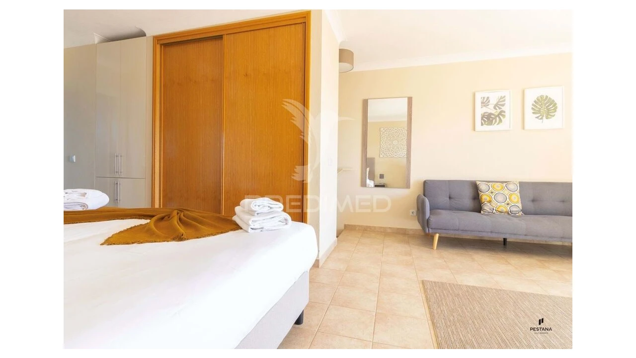 Apartamento para Venda em Estômbar e Parchal Foto 5