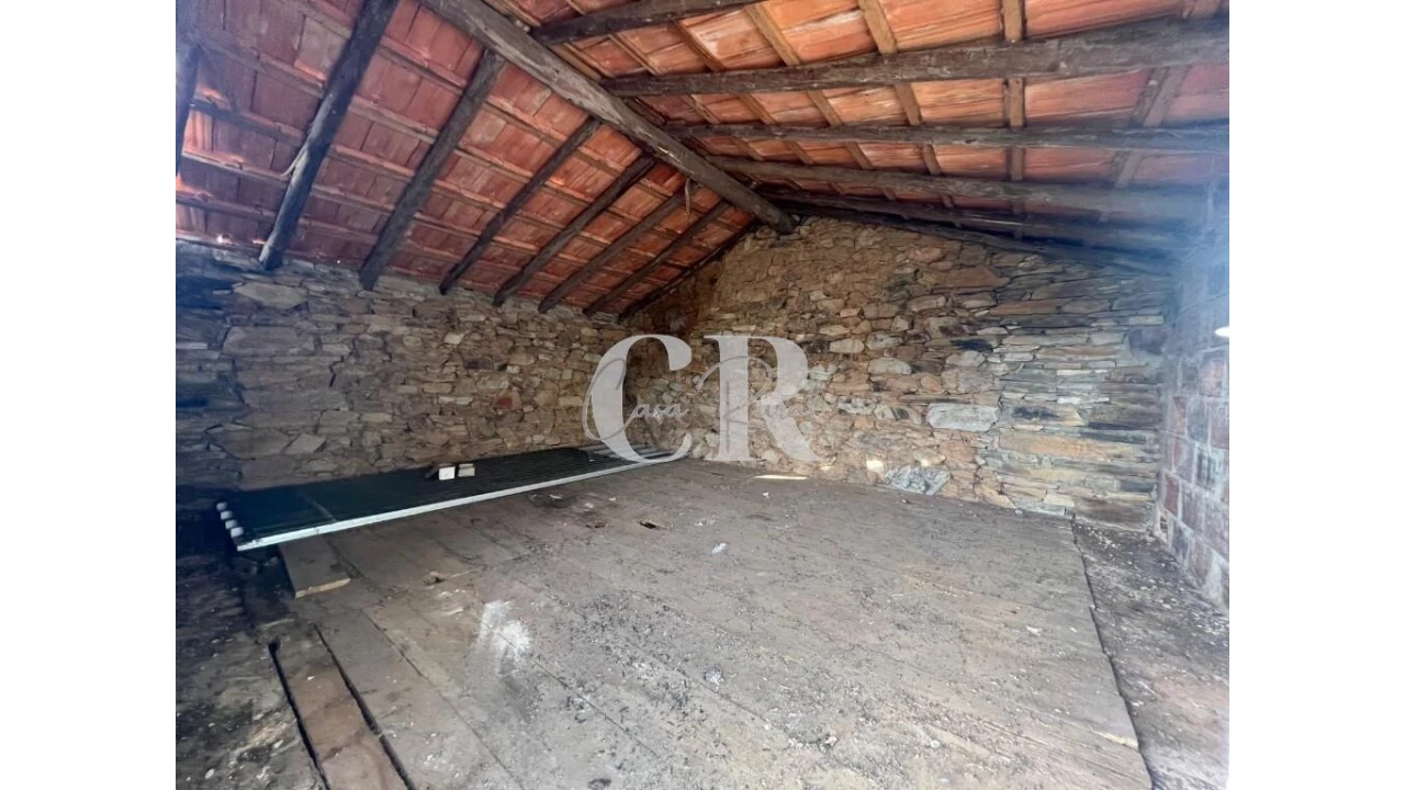 Moradia T3 para Venda em Aguda Foto 12