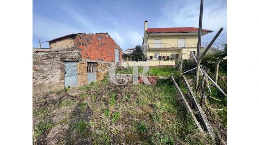 Moradia T3 para Venda em Aguda Foto 15