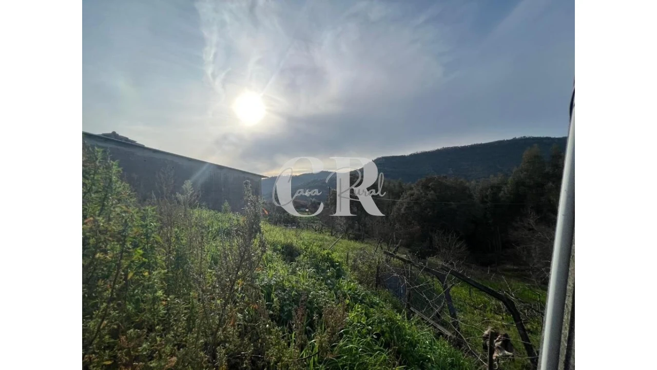 Moradia T3 para Venda em Aguda Foto 2