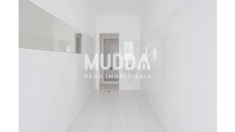 Loja para Venda em Requeixo, Nossa Senhora de Fátima e Nariz