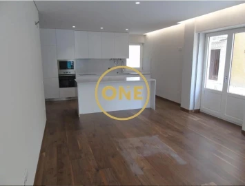 Apartamento T3 para Venda em Póvoa de Varzim, Beiriz e Argivai
