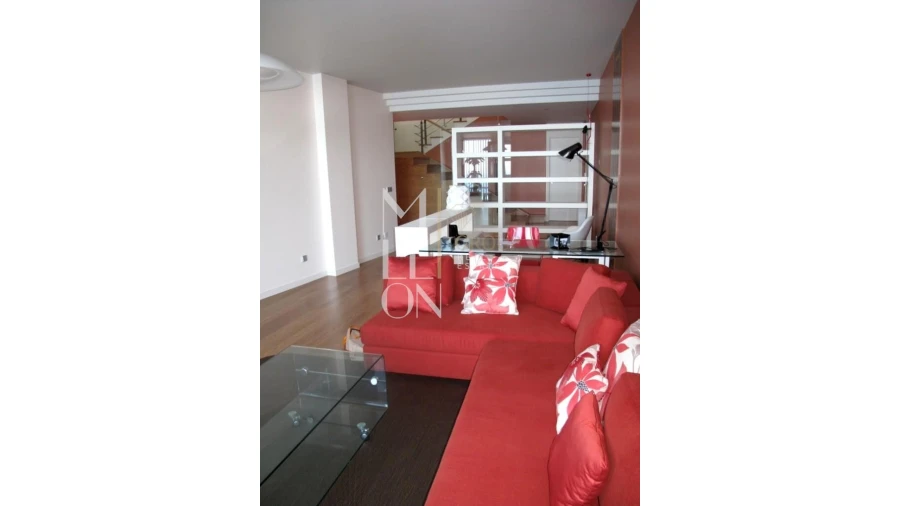 Moradia T3 para Venda em Caniço Foto 17