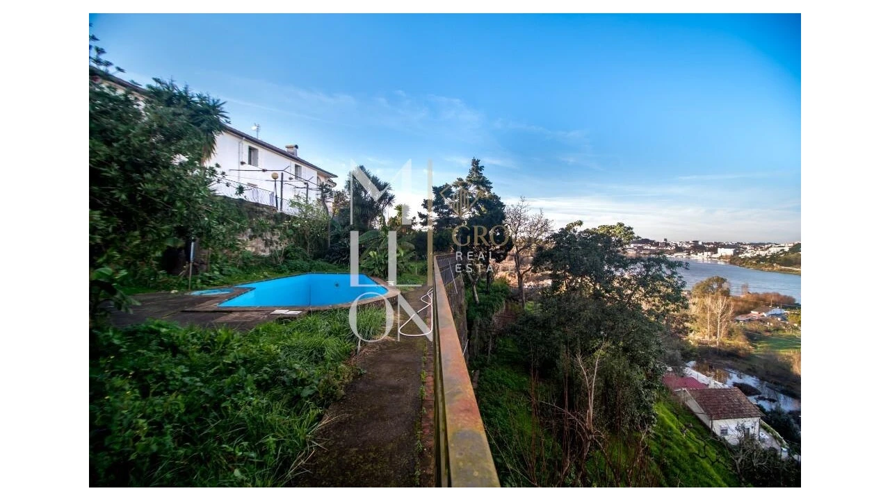 Quinta T5 para Venda em Avintes Foto 2