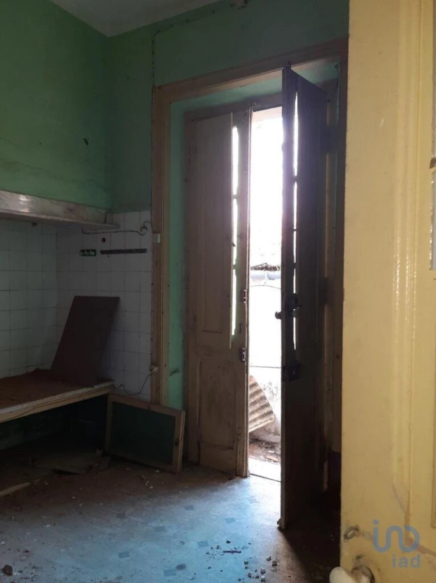 Prédio para Venda em Barreiro e Lavradio Foto 10