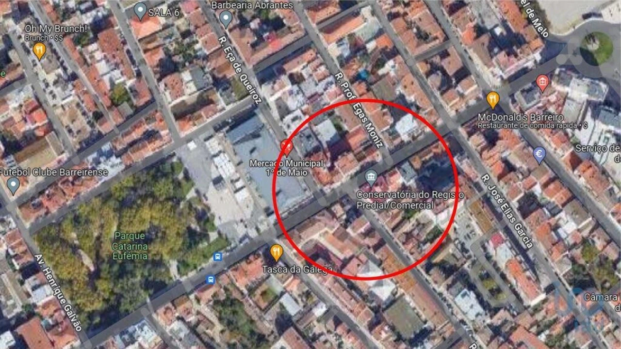 Prédio para Venda em Barreiro e Lavradio Foto 14