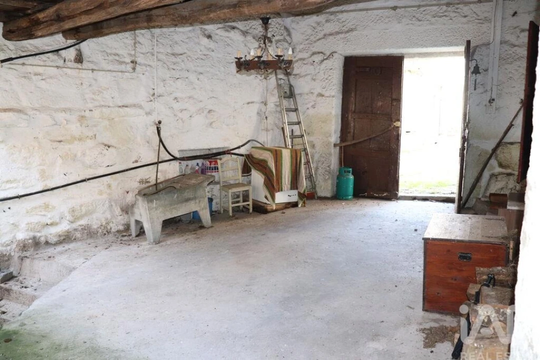 Moradia T6 para Venda em Telões Foto 19