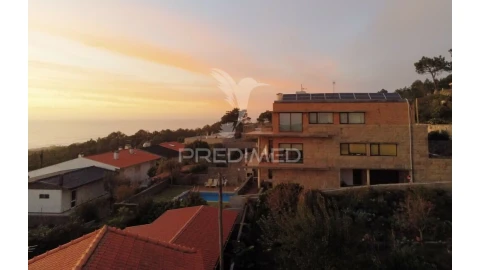 Moradia T4 para Venda em Carreço