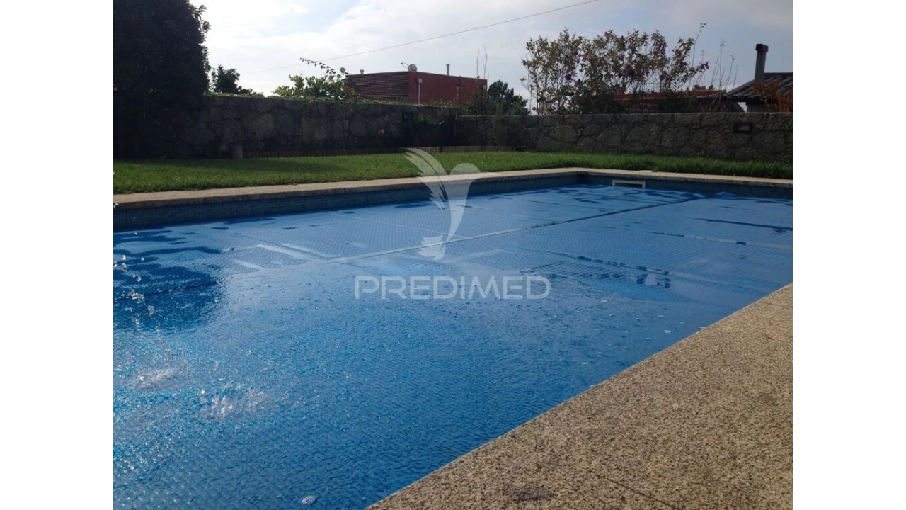 Moradia T4 para Venda em Carreço Foto 5