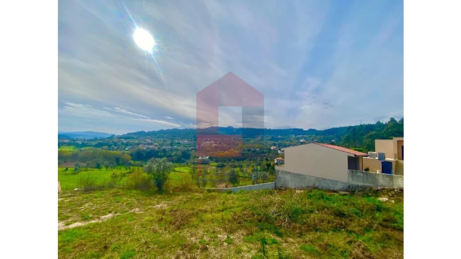 Moradia T4 para Venda em Dossãos Foto 31