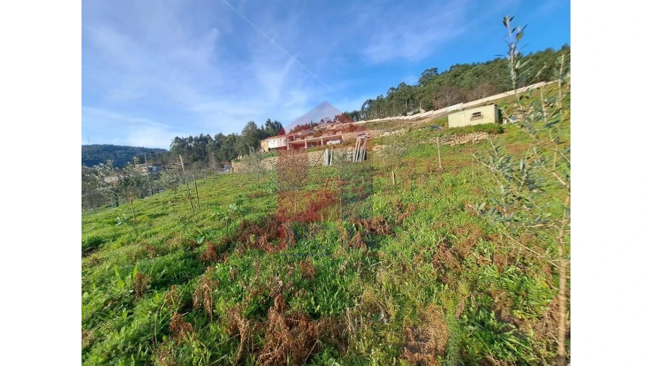 Moradia T4 para Venda em Dossãos Foto 20