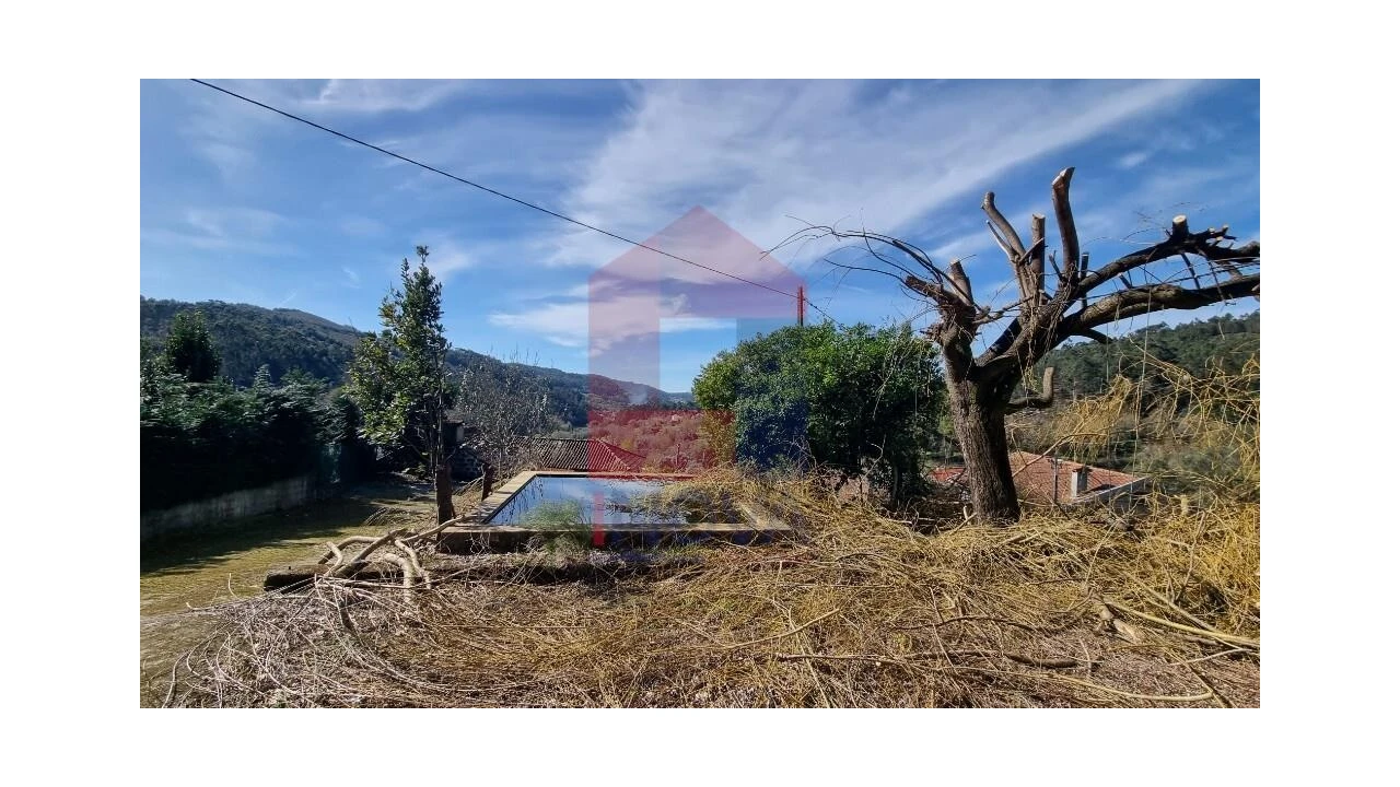 Moradia T3 para Venda em Pico de Regalados, Gondiães e Mós Foto 24