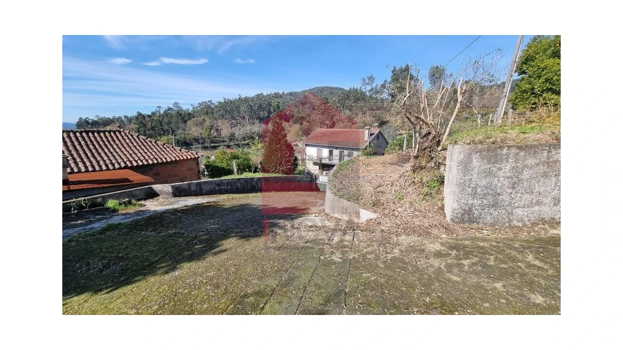 Moradia T3 para Venda em Pico de Regalados, Gondiães e Mós Foto 31