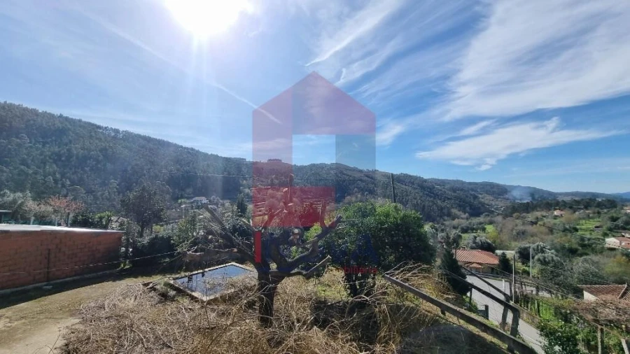 Moradia T3 para Venda em Pico de Regalados, Gondiães e Mós Foto 26