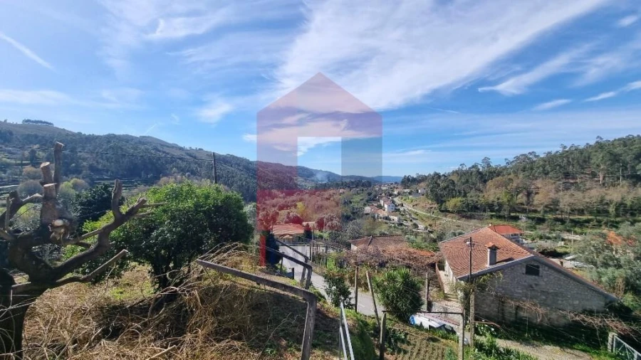 Moradia T3 para Venda em Pico de Regalados, Gondiães e Mós Foto 12