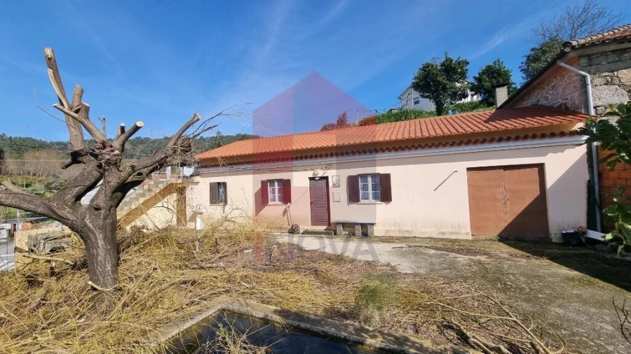 Moradia T3 para Venda em Pico de Regalados, Gondiães e Mós Foto 28