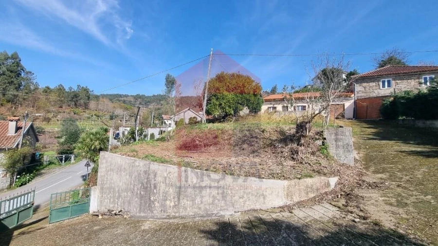 Moradia T3 para Venda em Pico de Regalados, Gondiães e Mós Foto 37