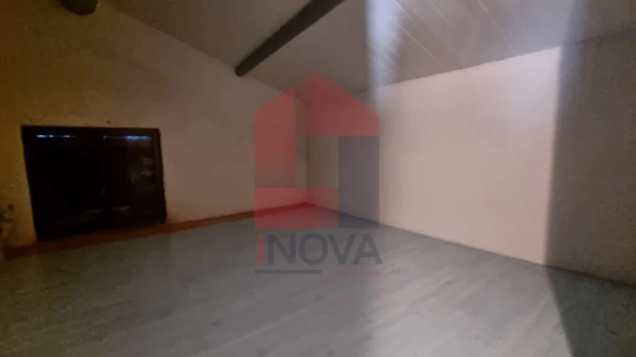 Moradia T3 para Venda em Pico de Regalados, Gondiães e Mós Foto 6