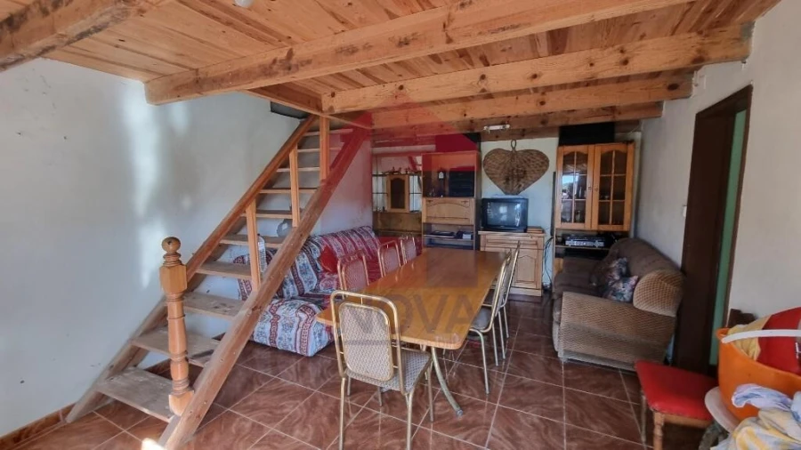 Moradia T3 para Venda em Pico de Regalados, Gondiães e Mós Foto 2