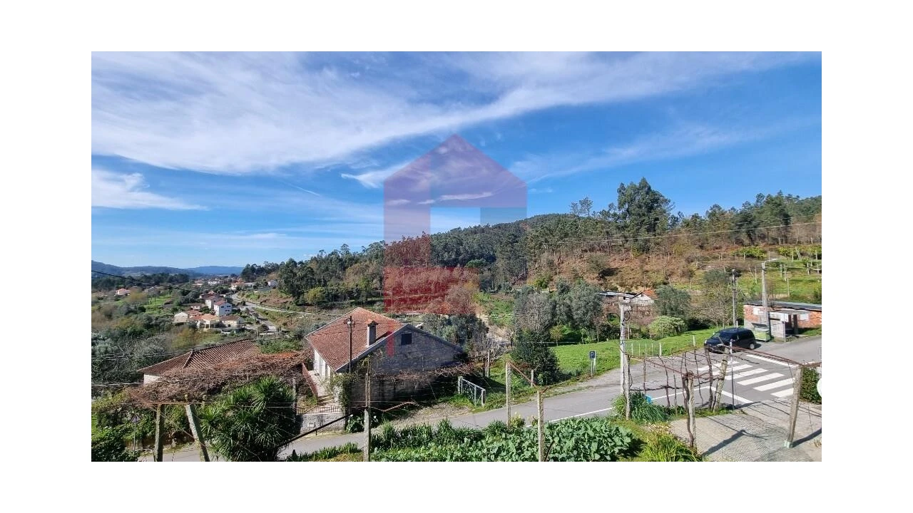 Moradia T3 para Venda em Pico de Regalados, Gondiães e Mós Foto 10