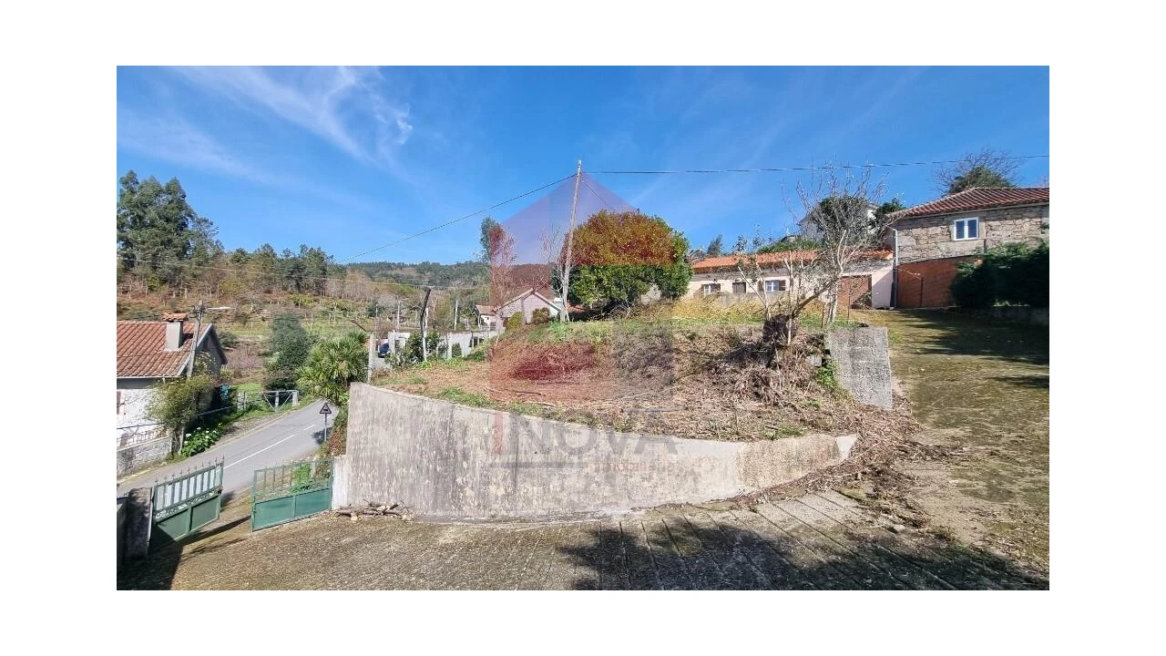 Moradia T3 para Venda em Pico de Regalados, Gondiães e Mós Foto 38