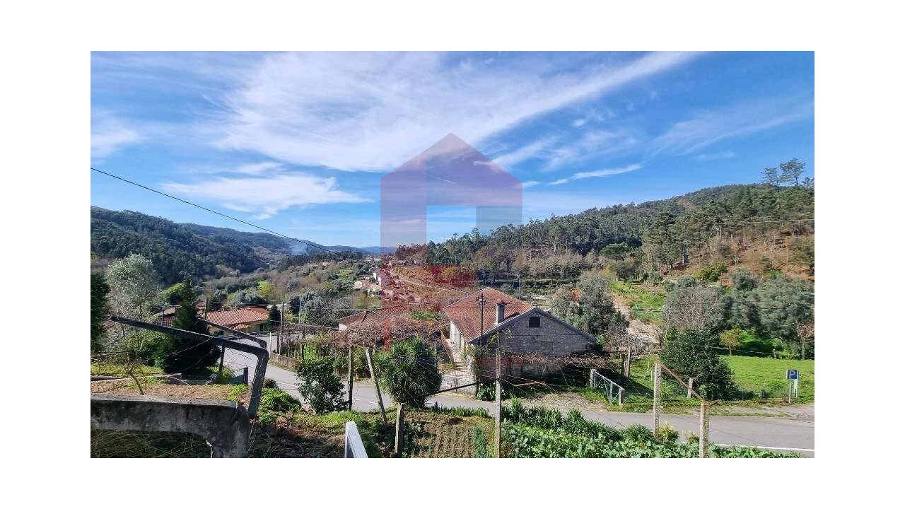 Moradia T3 para Venda em Pico de Regalados, Gondiães e Mós Foto 9