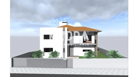 Terreno para Venda em Sé, Santa Maria e Meixedo