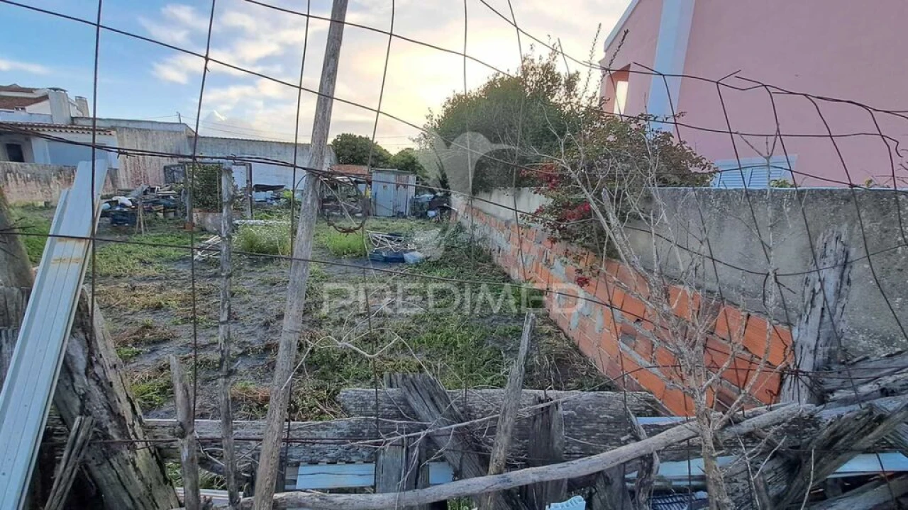 Terreno para Venda em Alhos Vedros Foto 4