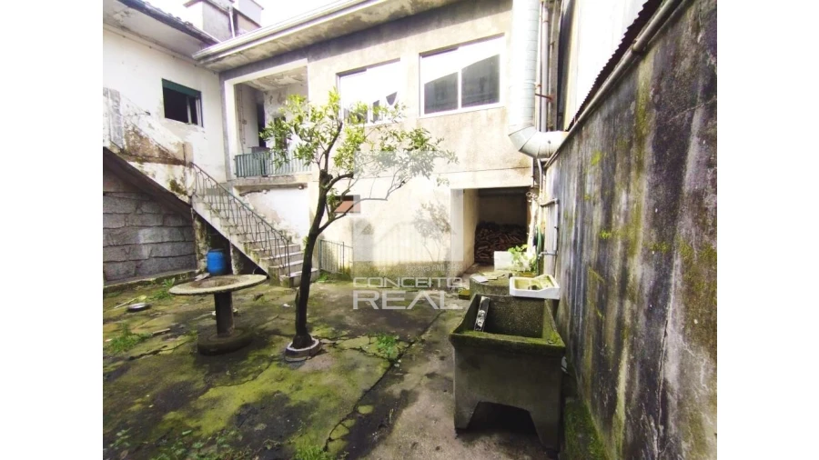 Prédio para Venda em Rebordosa Foto 9