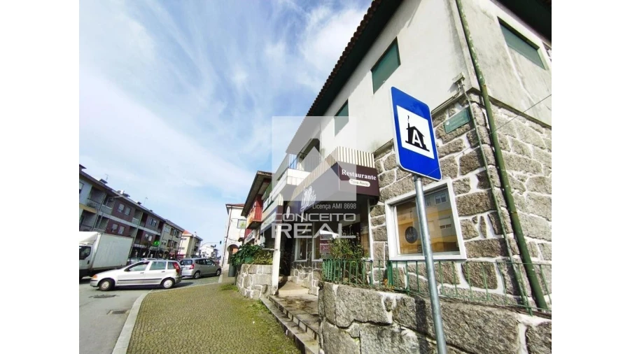 Prédio para Venda em Rebordosa Foto 3