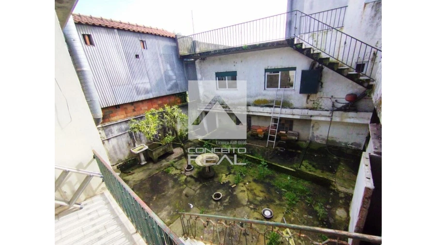 Prédio para Venda em Rebordosa Foto 11