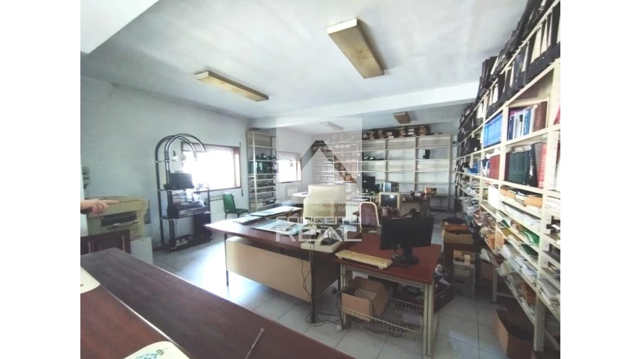 Prédio para Venda em Rebordosa Foto 14