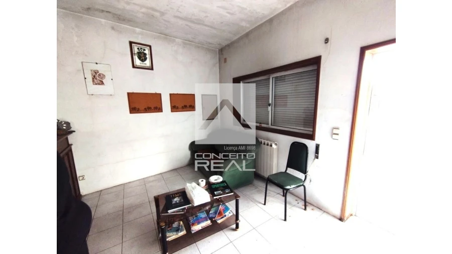 Prédio para Venda em Rebordosa Foto 12