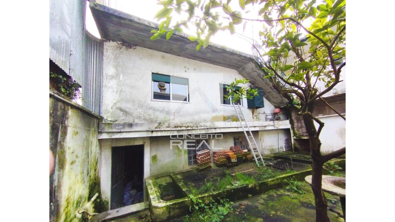 Prédio para Venda em Rebordosa Foto 6