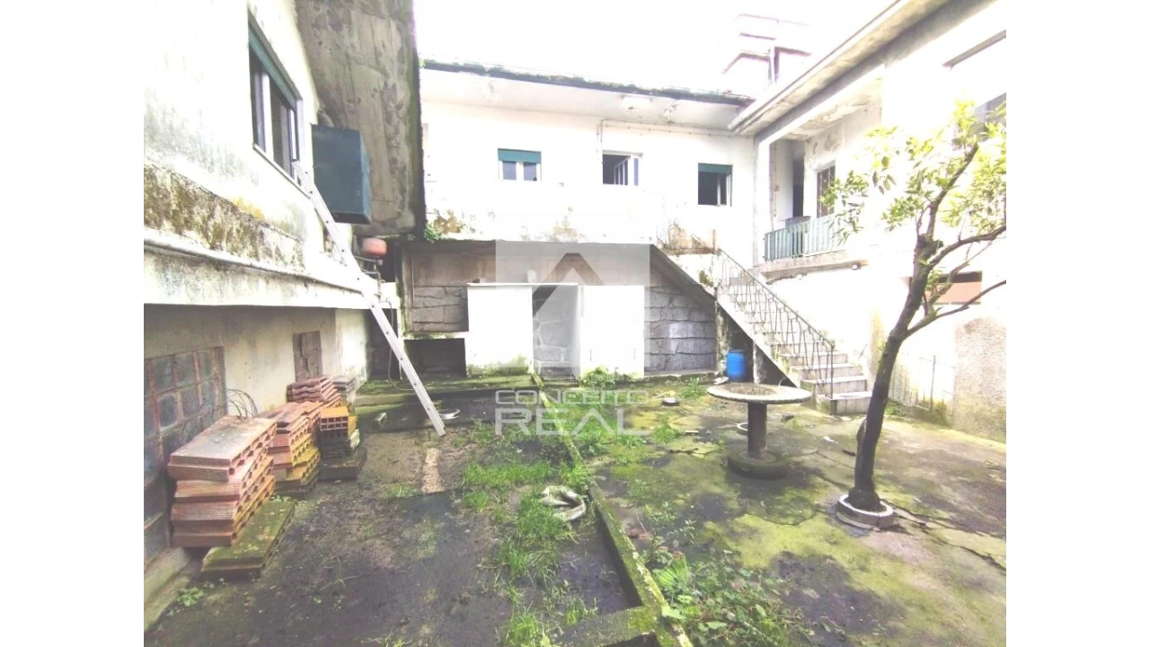 Prédio para Venda em Rebordosa Foto 8