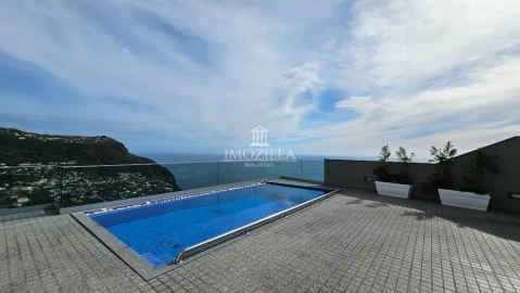 Moradia T2 para Venda em Arco da Calheta