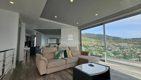 Moradia T2 para Venda em Arco da Calheta