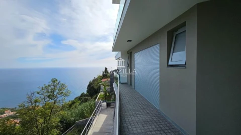 Moradia T2 para Venda em Arco da Calheta